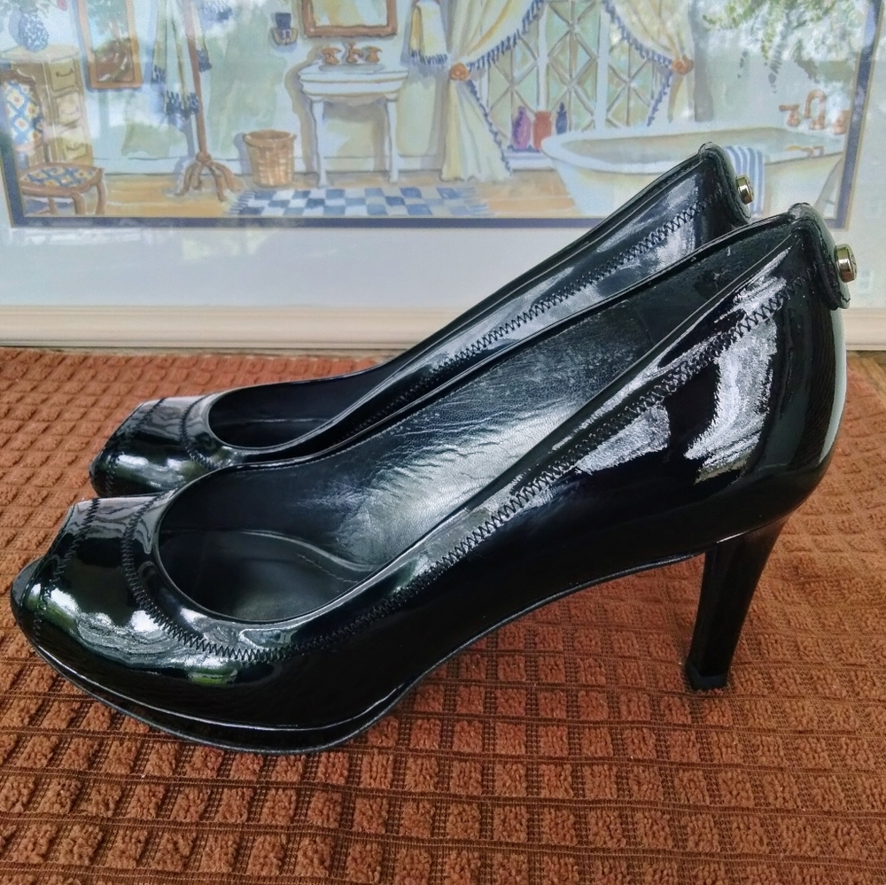 Stuart Weitzman Open Toed Patent Leather Pumps. S… - image 1